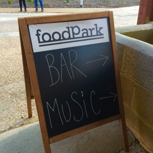 foodPark sign2
