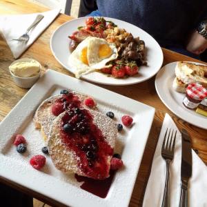 Romano's Kitchen Breakfast