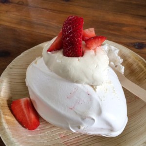 Strawberry pavlova