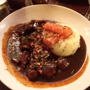 cafe-rouge-boeuf-bourguignon