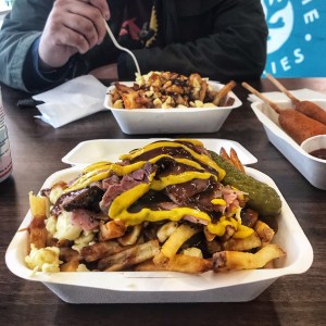 Blue Caribou Snack Bar du Quebec Manchester poutines
